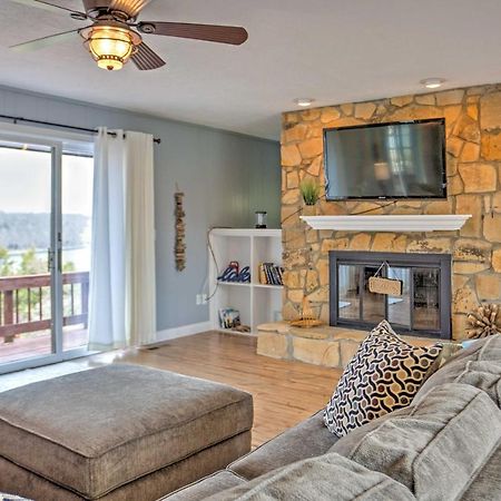 Monticello Home With Multi-Level Deck On 2 Acres! Экстерьер фото