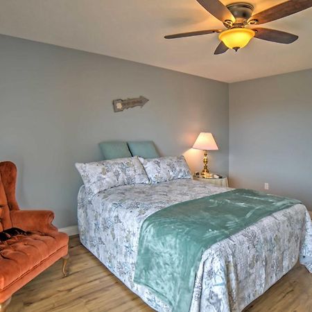Monticello Home With Multi-Level Deck On 2 Acres! Экстерьер фото