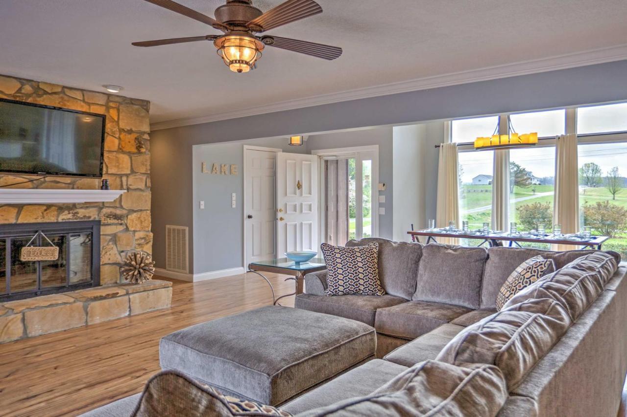 Monticello Home With Multi-Level Deck On 2 Acres! Экстерьер фото