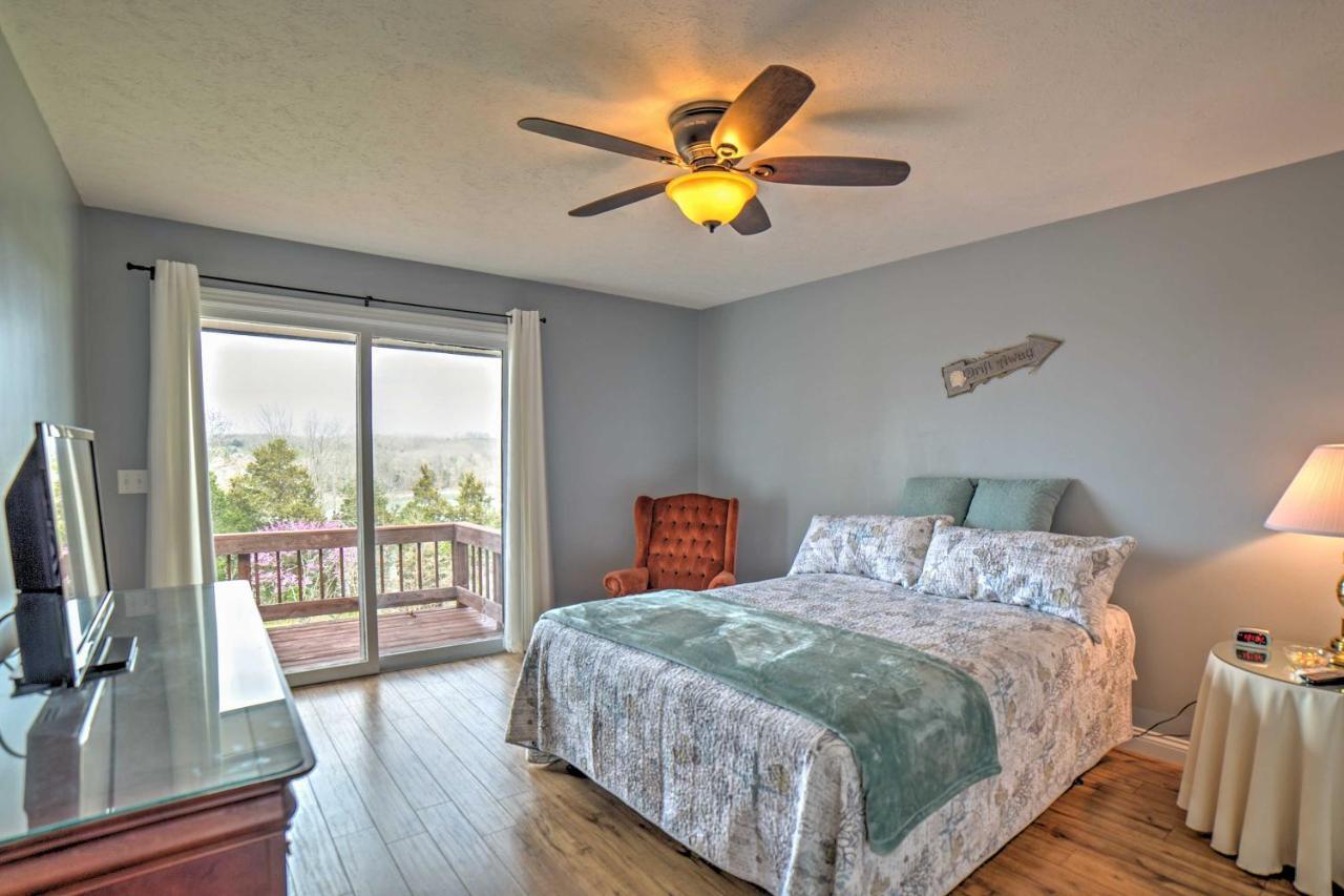 Monticello Home With Multi-Level Deck On 2 Acres! Экстерьер фото